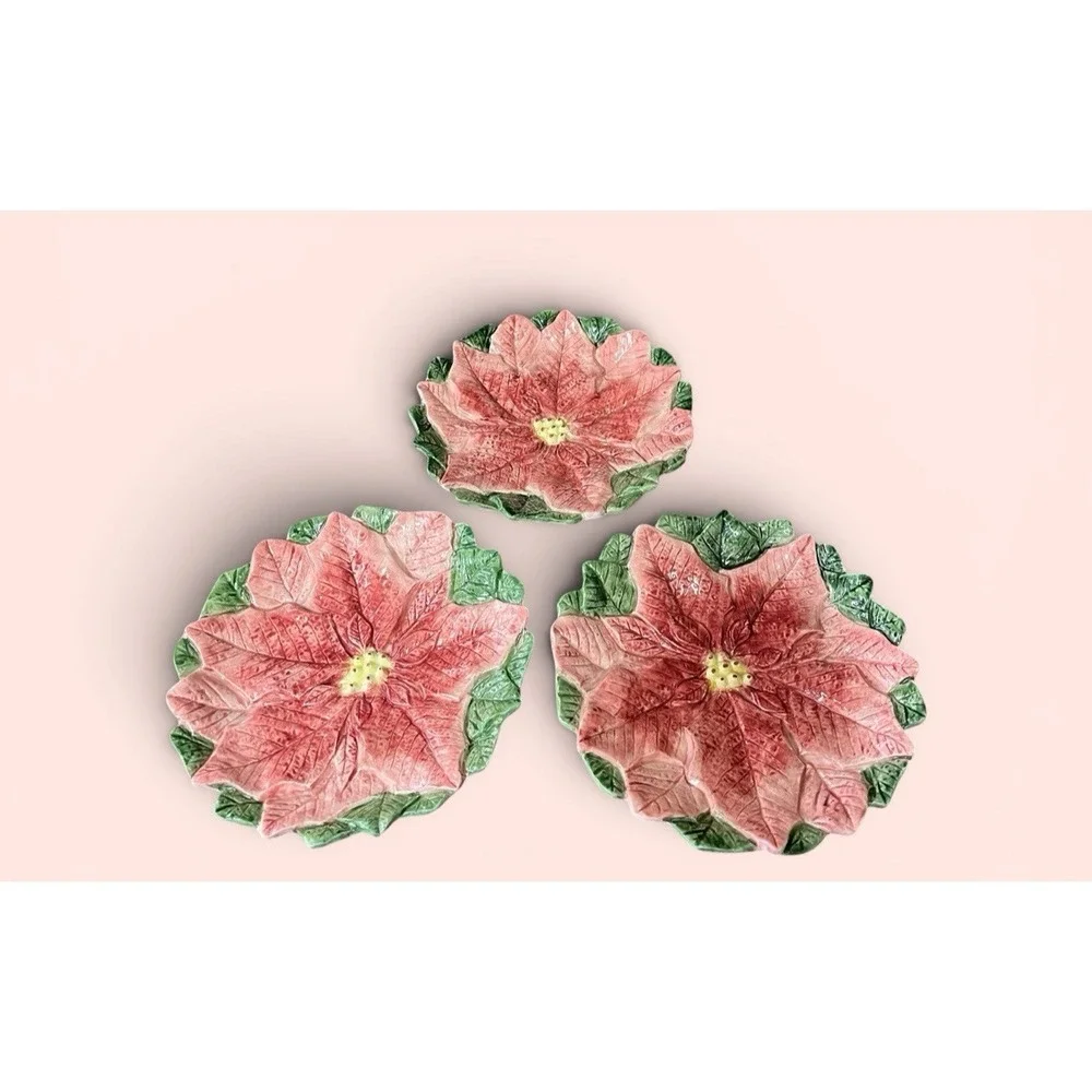 Fitz & Floyd Omnibus Poinsettia Christmas Plates Set Of 3‎ Vintage Japan 1980's